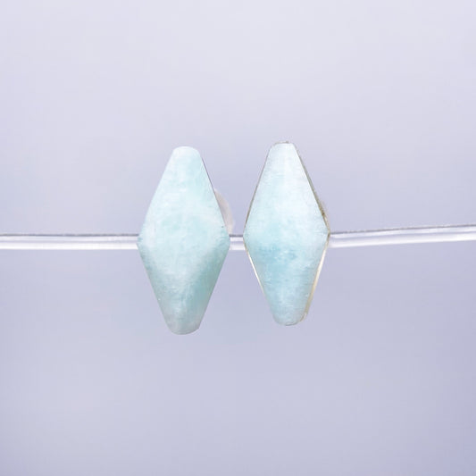 K10アマゾナイトピアス