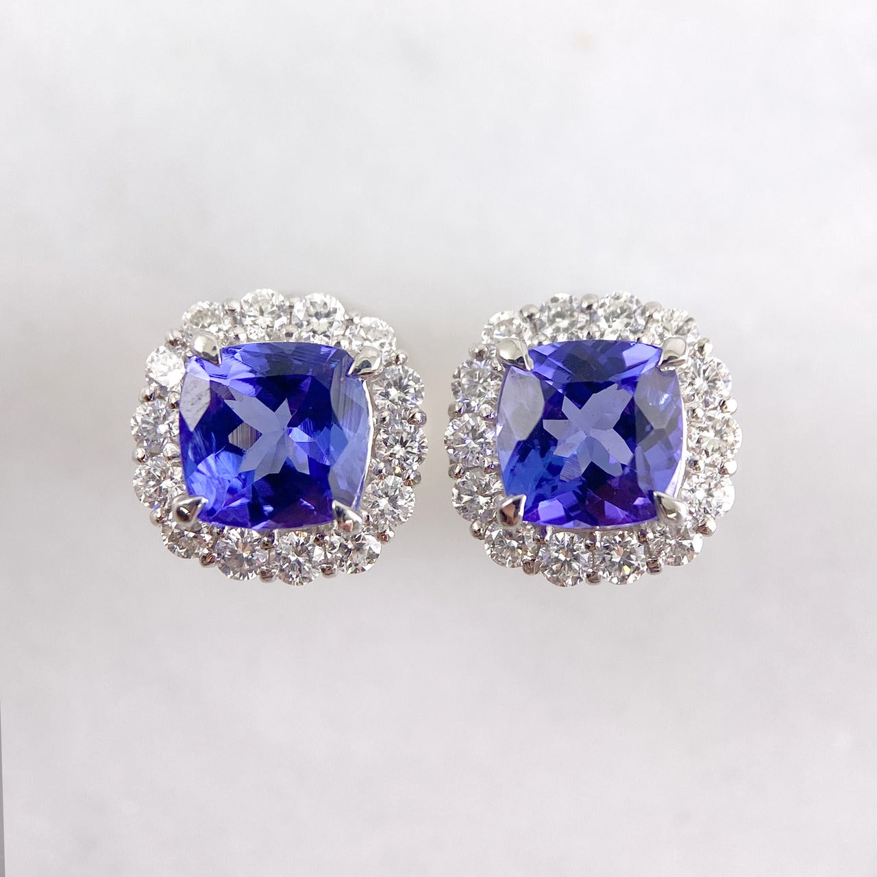 PTタンザナイトピアス　【取り寄せ又は新品製作商品です】