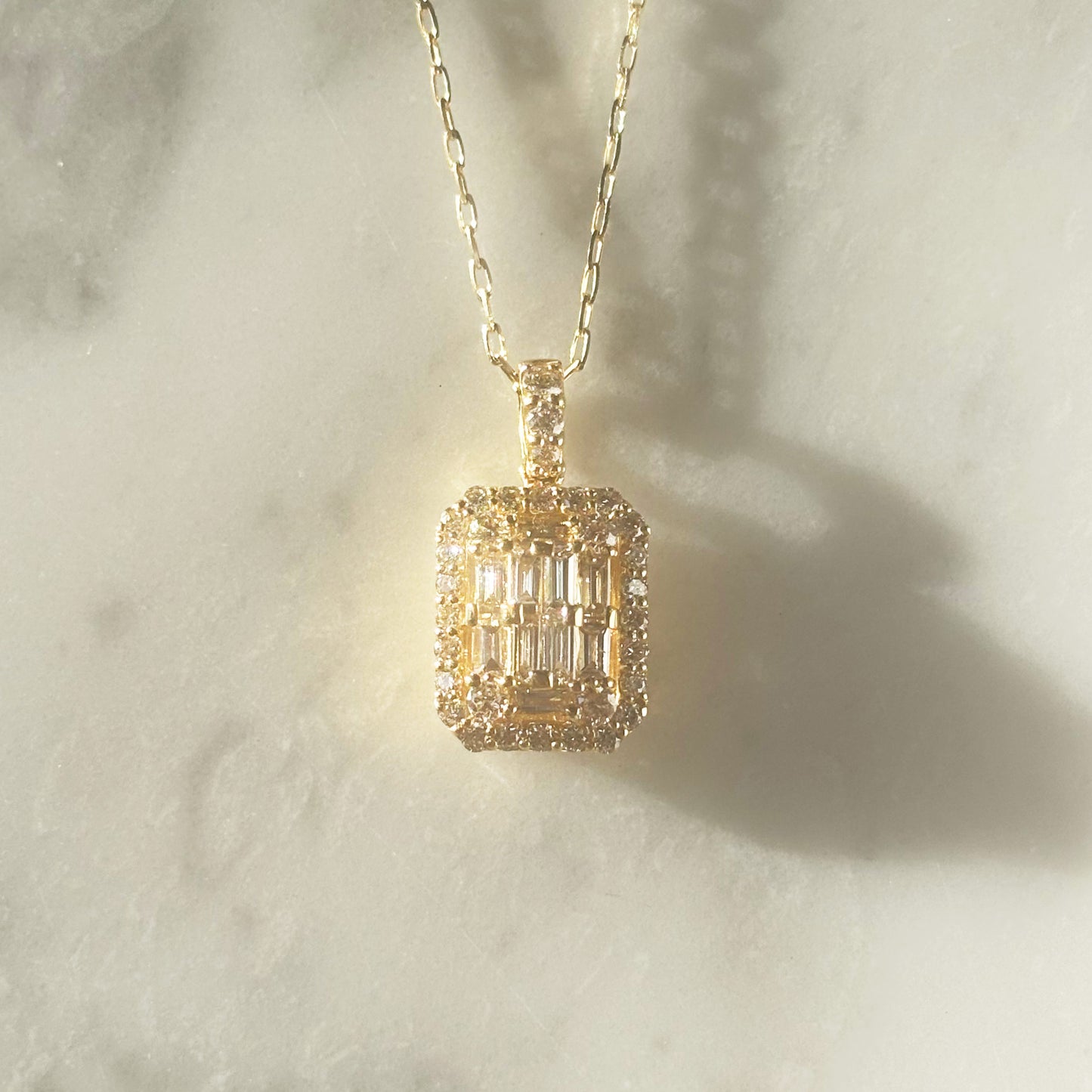 【特価】K18YGダイヤネックレス