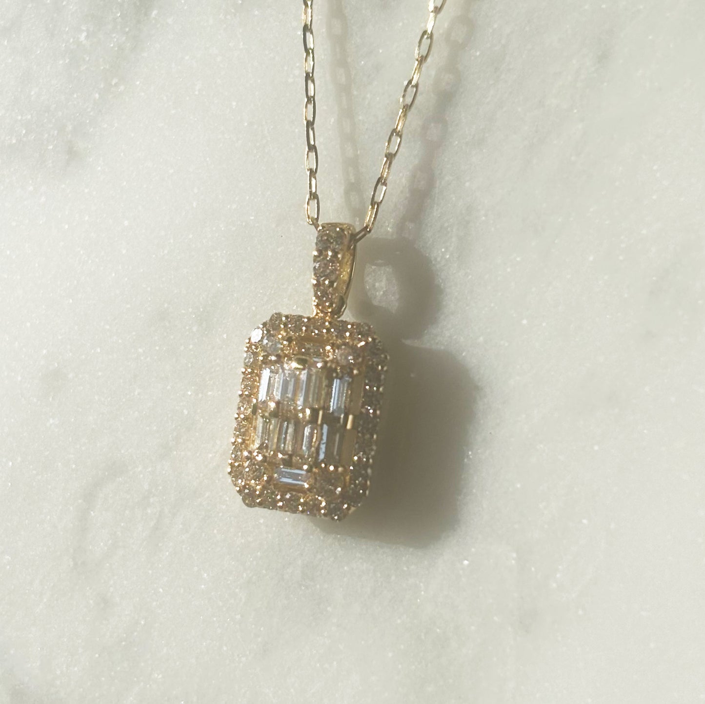 【特価】K18YGダイヤネックレス