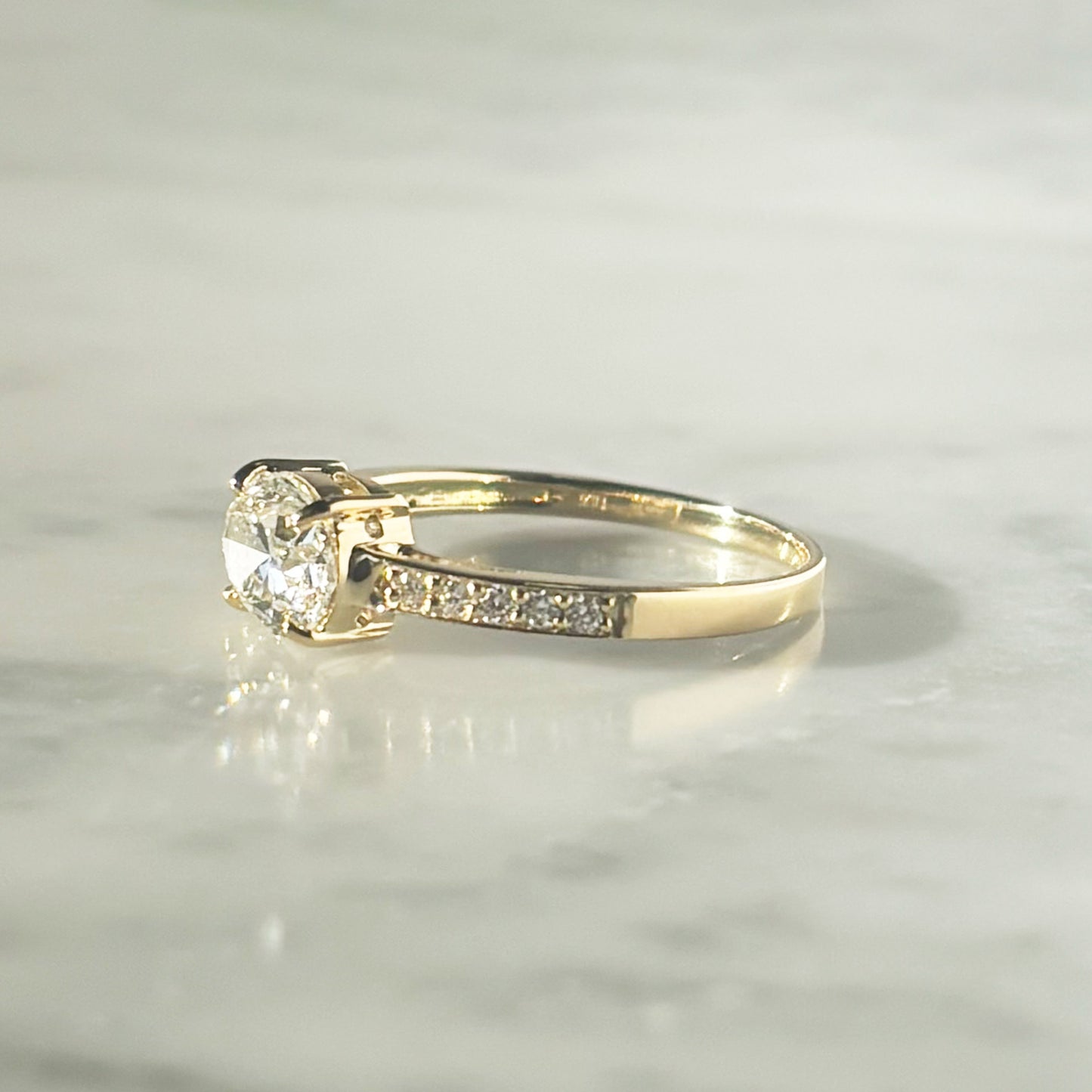 K18YGダイヤリング