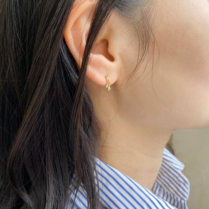 K10YGペリドットピアス