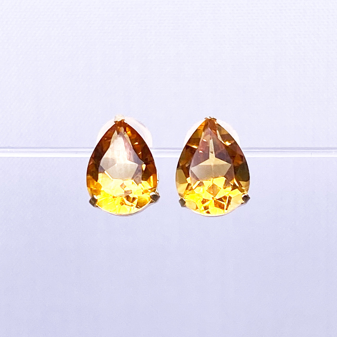 K18YGシトリンピアス