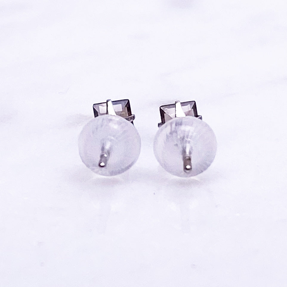K10WGスモーキークォーツピアス